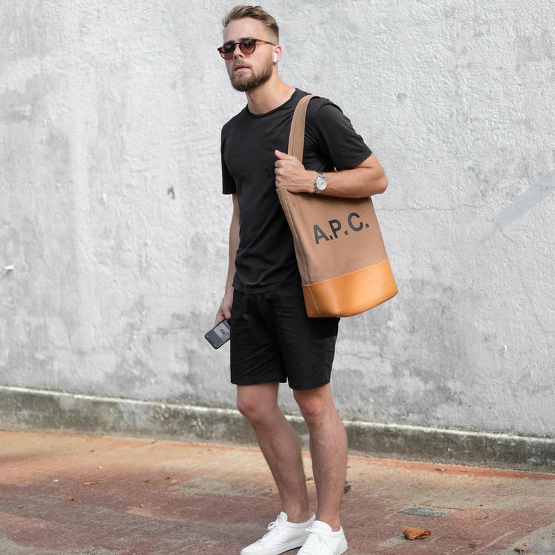 Love wearing black t-shirt? Then you are going to these amazing black t-shirt outfits we've curated for you today. #black #tshirt #mens #fashion #street #style