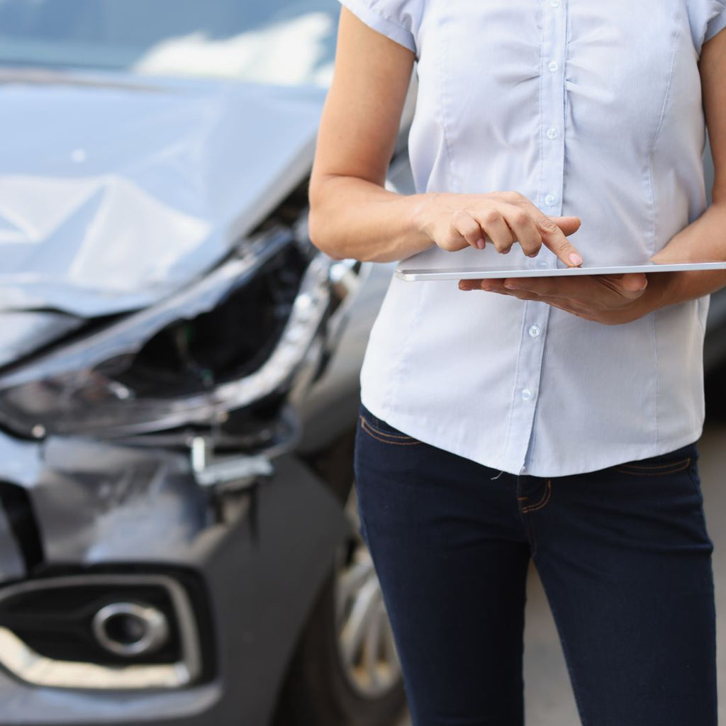 How Do Car Accident Lawyers Determine Liability?