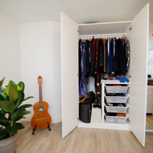 Optimise Your Small Wardrobe