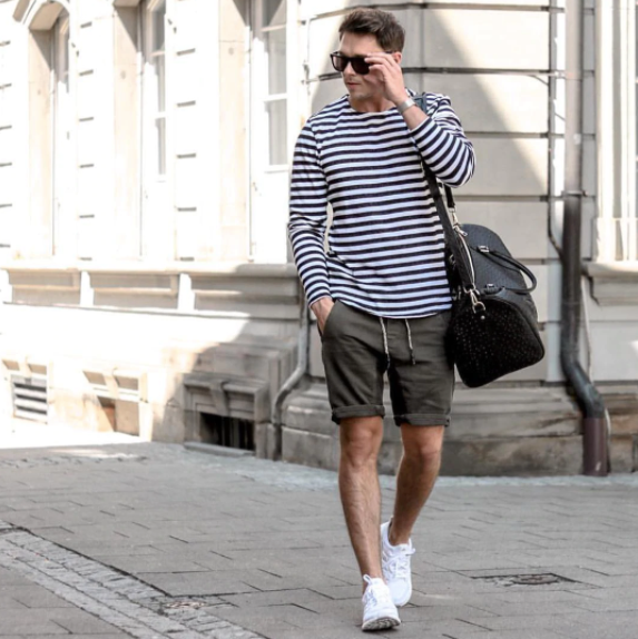 How To Wear Horizontal Stripe T-shirt For Men