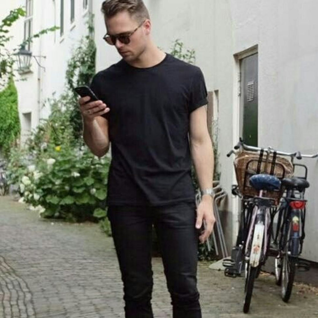 minimalist street style for men 